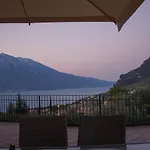 Limone